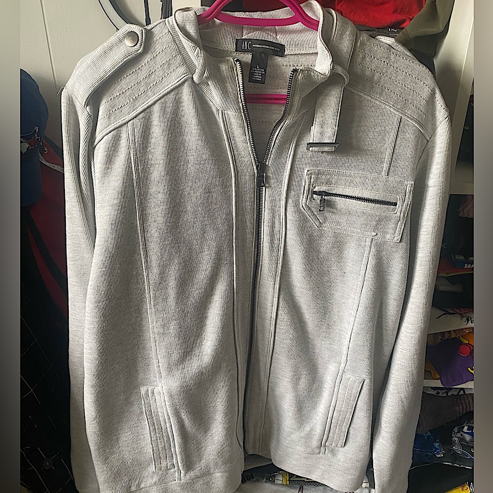 International concept sweater